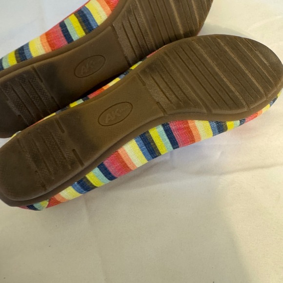 AK Anne Klein Sport Striped Ballet Flats‎ 9.5 Red Bow Accent Cute Shoes - Picture 6 of 8